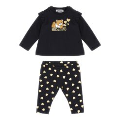 T-shirt con stampa logo e Moschino Teddy Bear con cuori Girocollo Ruche sul giromanica Maniche lunghe Chiusura sulla spalla con bottoni automatici Leggings con stampa cuori all over-moschino-girotondo-macerata